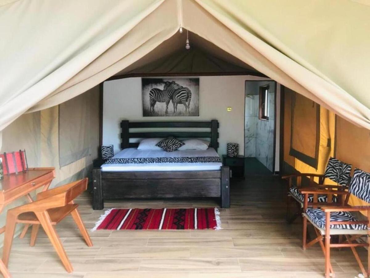 Oldonyo Orok Lodge Kajiado 외부 사진